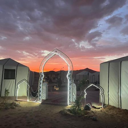 Merzouga Luxury Camp Екстер'єр фото
