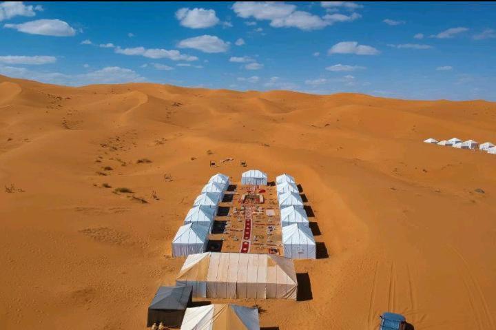 Merzouga Luxury Camp Екстер'єр фото
