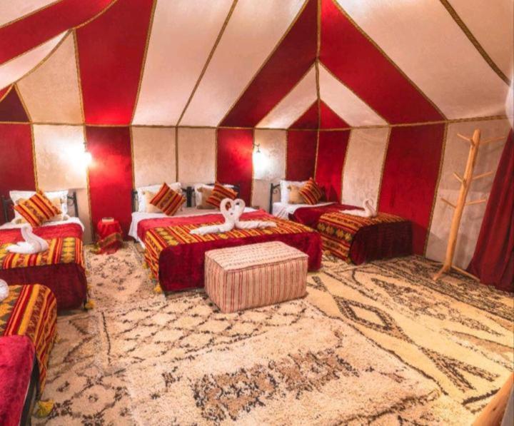 Merzouga Luxury Camp Екстер'єр фото
