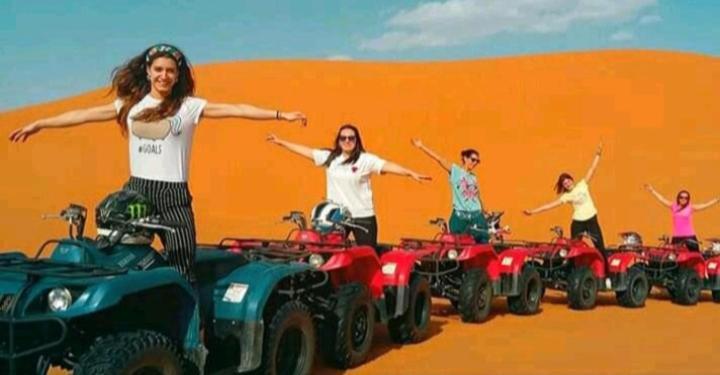 Merzouga Luxury Camp Екстер'єр фото