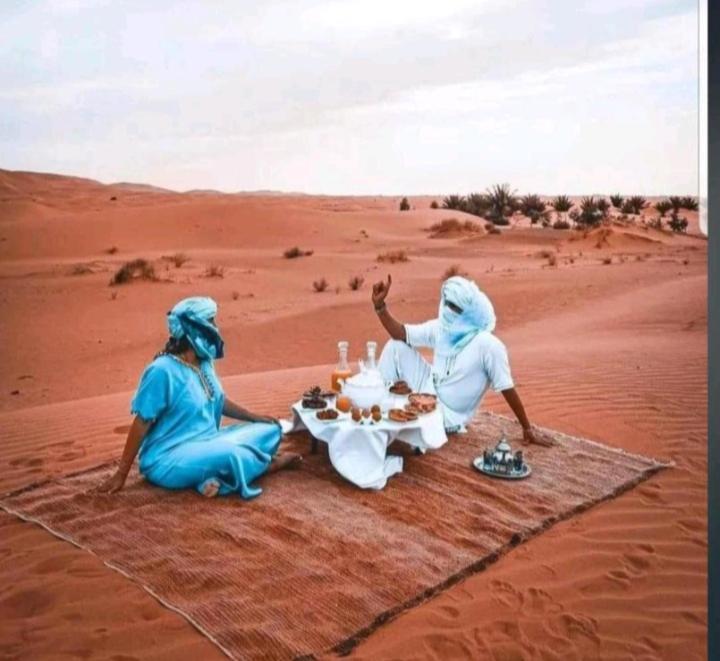 Merzouga Luxury Camp Екстер'єр фото