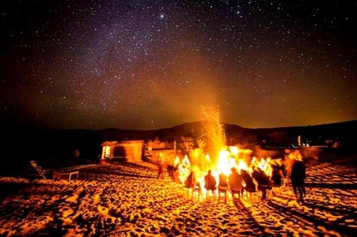 Merzouga Luxury Camp Екстер'єр фото