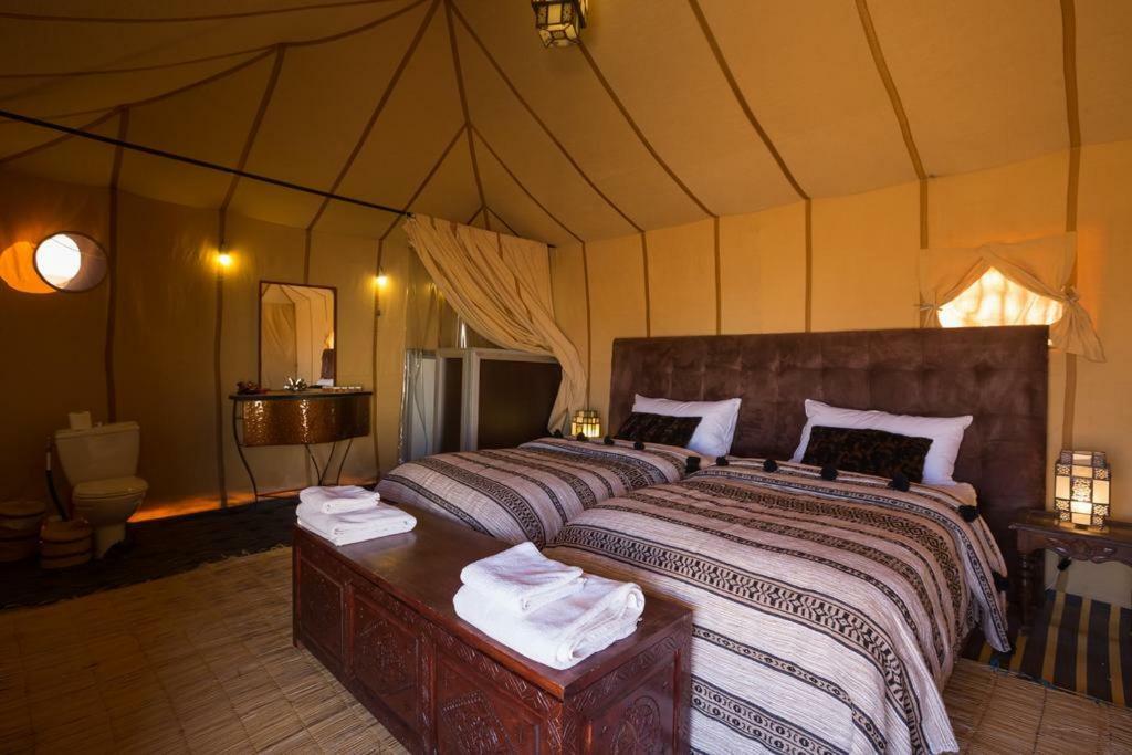 Merzouga Luxury Camp Екстер'єр фото